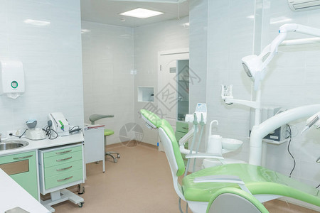 牙科的概念口腔医学概念新现代牙科诊所办公室的内图片
