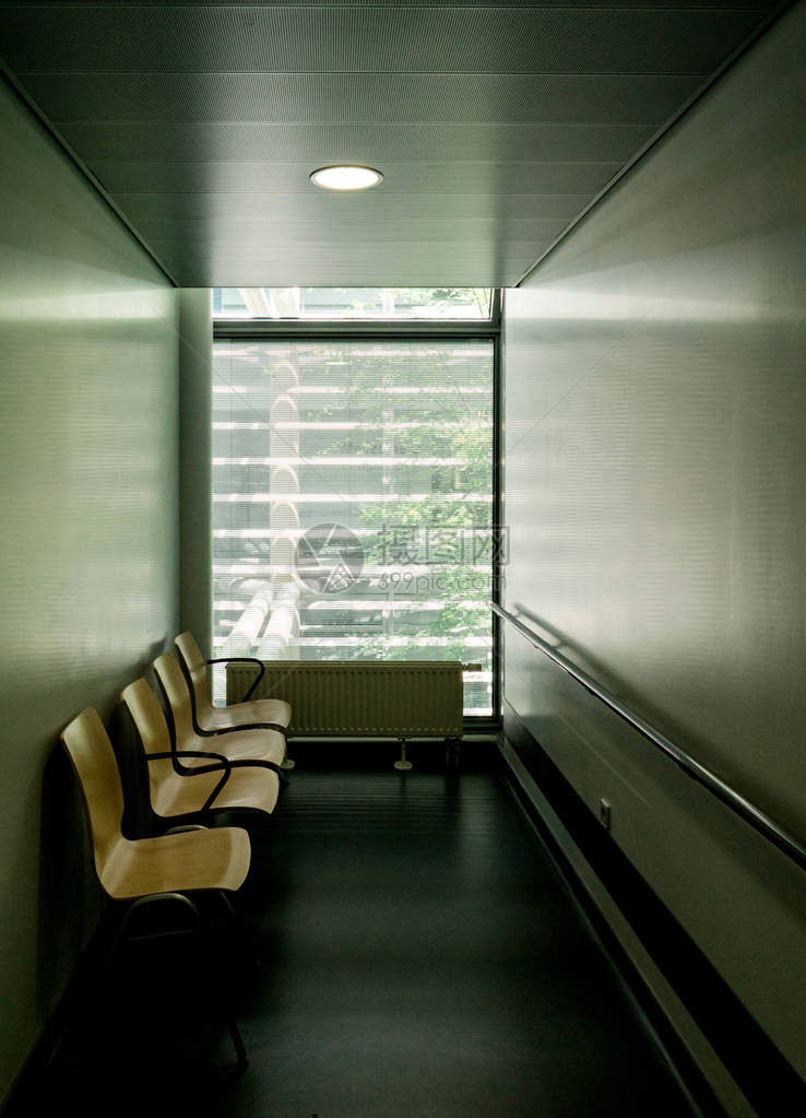 空的现代医院候诊大厅图片