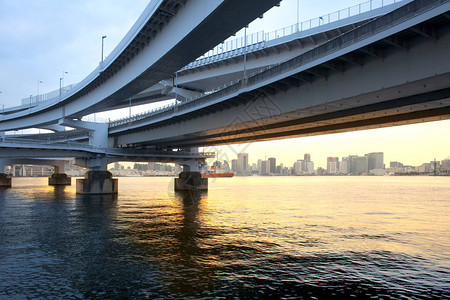 开通日本翁修干藤地区东京Odaiba彩虹图片