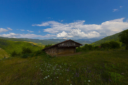 土耳其Kastamonu省Kure山脉的V图片