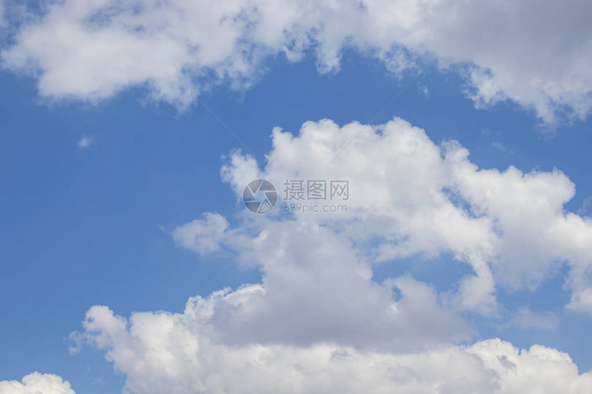白云天空背景自然纹理图片