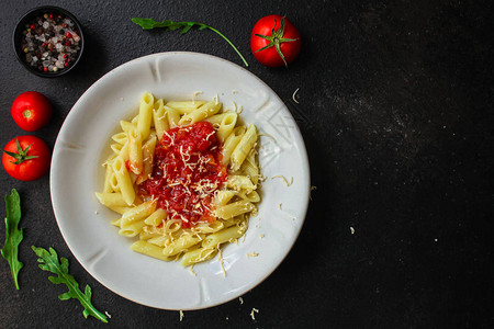 意大利面和番茄酱图片