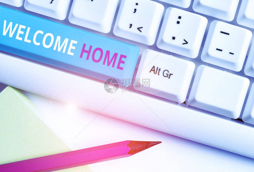 手写文本欢迎回家概念照片表达问候新业主住所门垫进入白色pc键盘图片