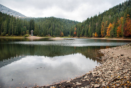 山湖Synev图片