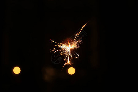 燃烧和闪亮的火花新年节庆活动b图片