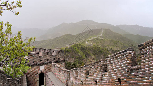 夏天的长城图片