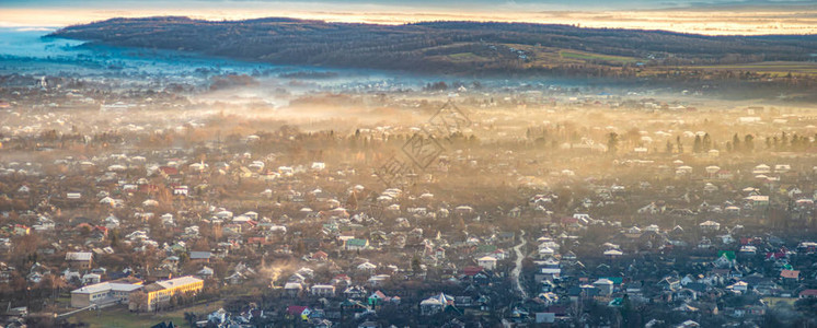 清晨乌克兰城市背景图片