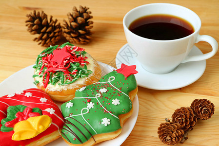 咖啡时间圣诞装饰甜品配在多干图片