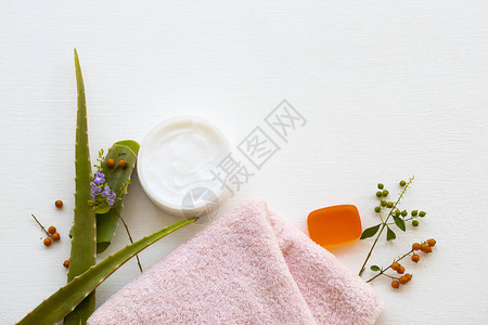 天然草本舒缓霜香气面膜提取物芦荟保健用草本皂图片