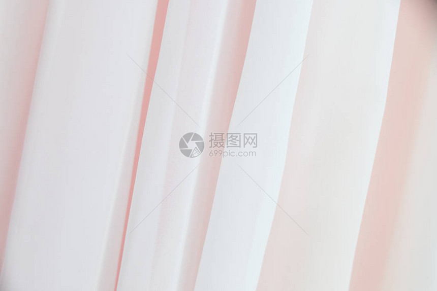 织布没有缝合的波浪红色沙丁鱼布料风中的丝绸布料图片