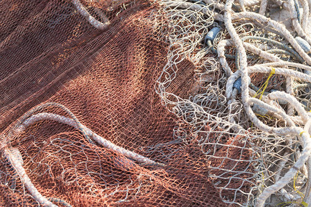 渔网特写捕鱼设备网格工业捕鱼图片