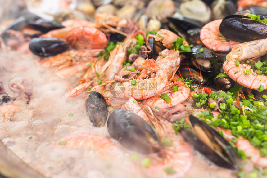 街头食品和膳食西班牙海鲜饭图片