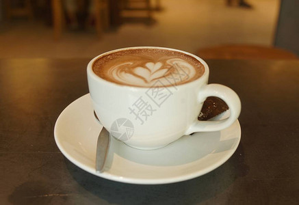 咖啡店的热咖啡拿铁食谱图片