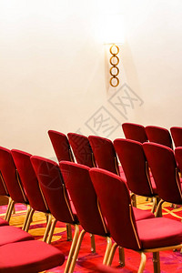 高级酒店会议室的椅子背景图片