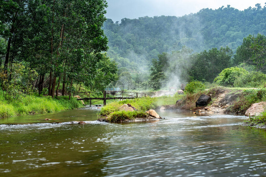在Paipoo的翁森温泉KapongPha图片