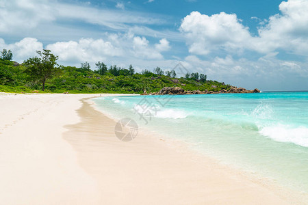 海滩热带岛屿图片