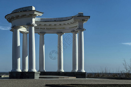 乌克兰波尔塔瓦的白色Arbor图片