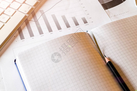 统计分析过程控制办公室表中的财务图表和图表财务分析工作区规划背景图片