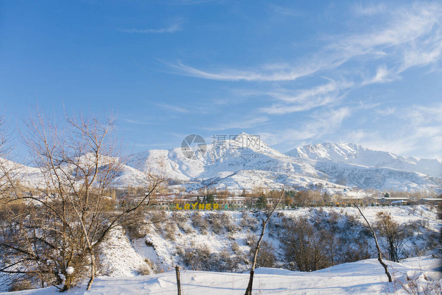 冬季乌兹别克斯坦Chimgan村图片