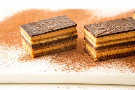 巧克力蛋糕加咖啡慕斯饼干巧克力甘蔗图片