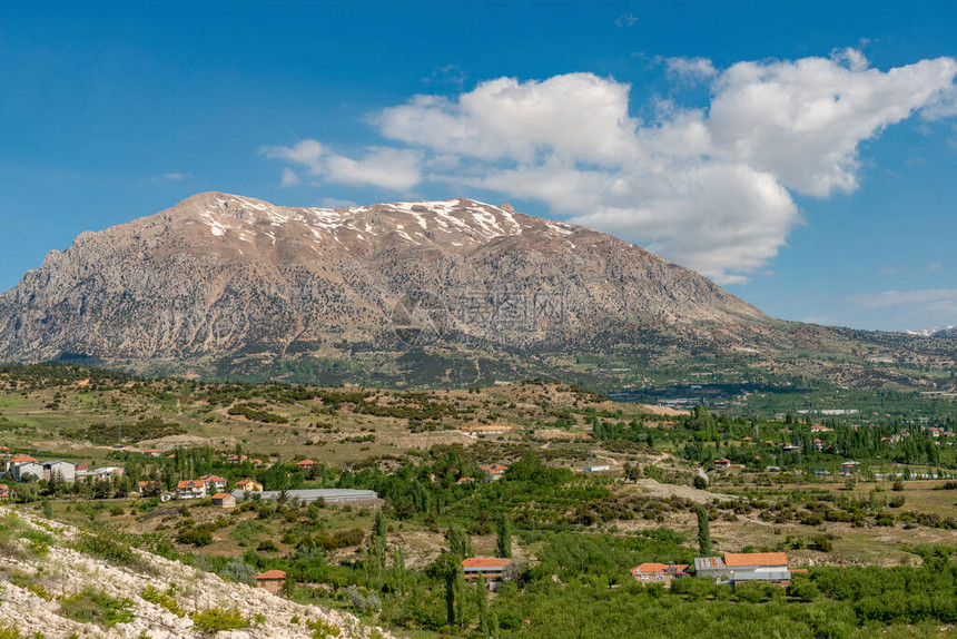 GombeKasAntalya土耳其Seki高原Gombe山和Ba图片