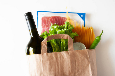 捐赠食品网上购物一瓶酒罐头食品沙拉意图片