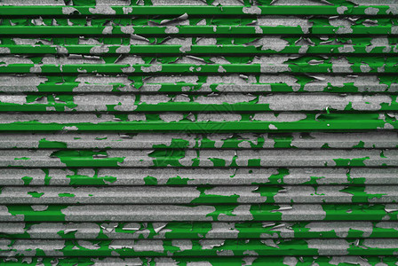 波纹状的镀锌铁上面的油漆是绿色的图片