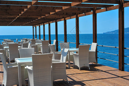 空荡的户外咖啡馆视图海边空荡的咖啡馆一个图片
