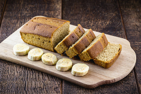无乳糖或动物制品的自制素食面包香蕉口味健康的图片