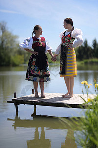 斯洛伐克民俗舞者图片