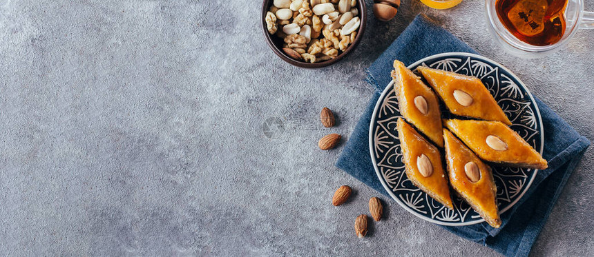 BaklavaRamadanDessert传统阿拉伯语甜点图片