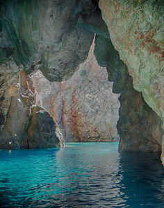 沙地尼亚洞穴一个石灰岩隧道从图片