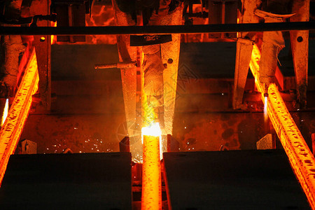 冶金厂切炬时的钢板冶金生产重工业工程背景图片