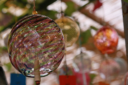 日本彩色玻璃风铃图片