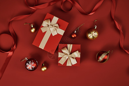 圣诞装饰与礼物盒图片