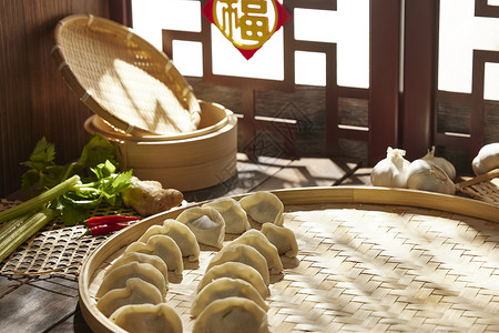 刚包好的新鲜手工水饺美食高清图片素材