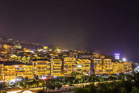 茅台镇夜景河畔壁纸高清图片