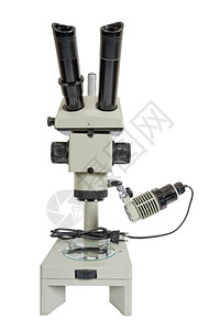 白色背景上的光学显微镜图片