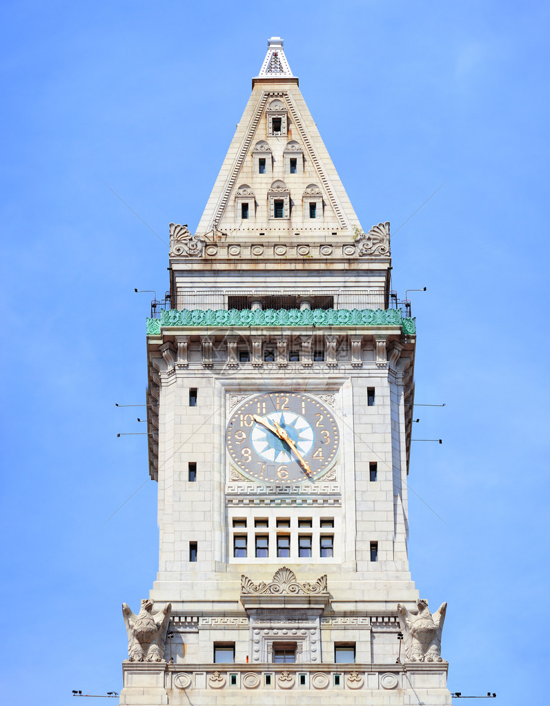 波士顿海关大楼钟特写在市中心图片