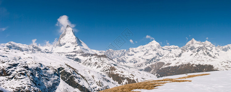 瑞士阿尔卑斯山高雪地貌的一部份Mathorn背景图片