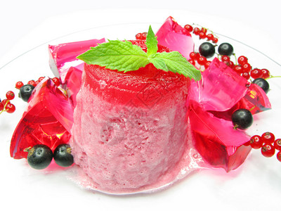 果色粉红冰淇淋加黑色和红色背景图片