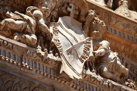 西班牙托莱多大教堂雕像图片