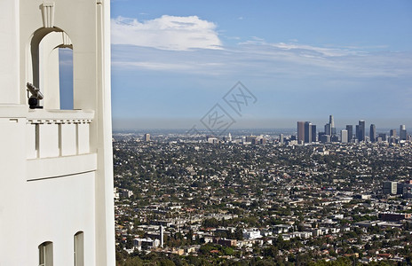 洛杉矶俯瞰格里菲斯天文台观点美国加利福尼亚州洛杉矶夏天图片