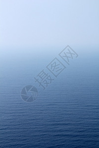 海上地平线图片