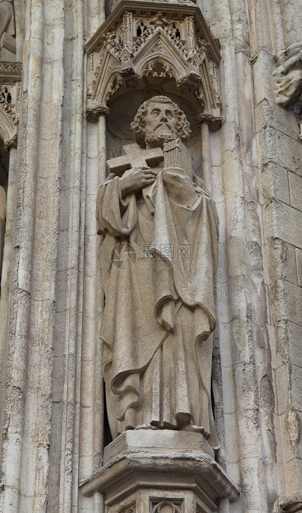Sablon圣母教堂墙壁上的圣使徒神像NorreDameduSablon图片