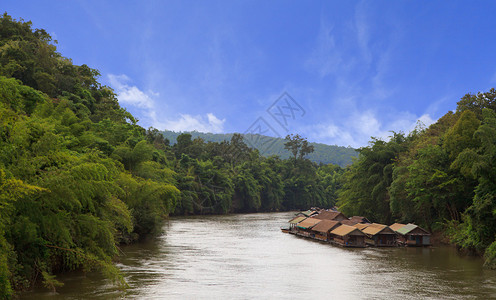 泰国西部森林和河流的分布图图片