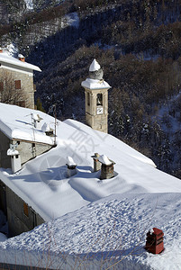 高山谷的冬景图片