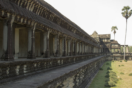 柬埔寨最有名的寺庙吴哥瓦圣殿献图片