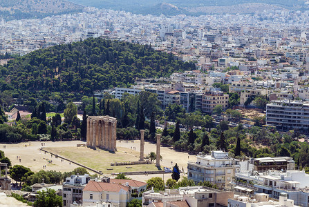 从雅典卫城看奥林匹亚宙斯神庙雅典图片