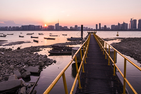 钱塘江码头与夕阳图片素材